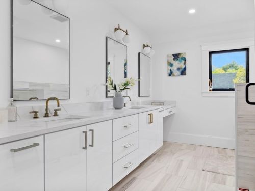 31 Greenwood St, Newton MA 02459-2702 exterior