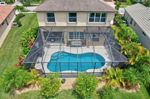 12138 Bennington Cir, Fort Pierce FL  34987-2781 exterior