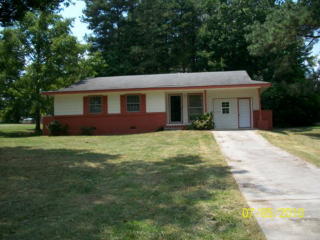 1701 Ross Ct, Dalton, GA 30721-7854