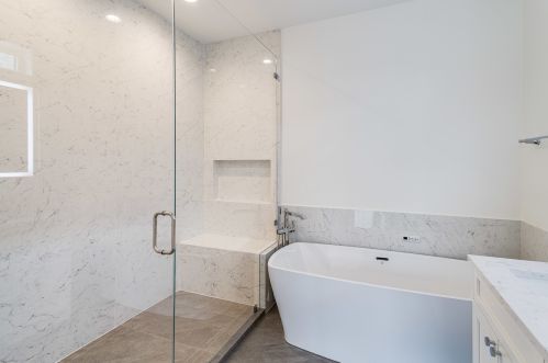 2608 Winona St, Chicago IL 60625-2506 exterior