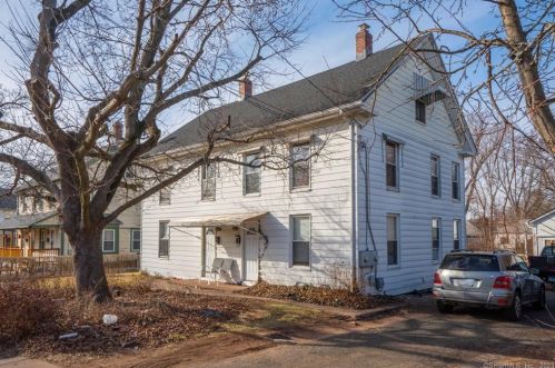 111 Eldridge St, Manchester CT  06040-5551 exterior