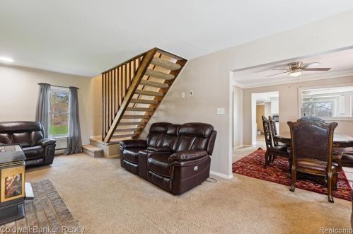 1787 Sashabaw Rd, Brandon MI  48462-9163 exterior