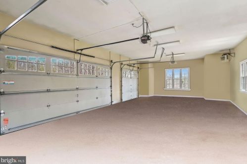 11300 Glen Rd, Rockville MD 20854-1849 exterior