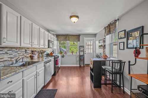 1118 2nd St, Philadelphia PA 19133-0033 exterior