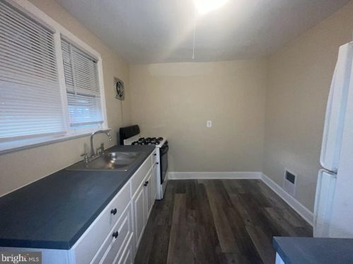 3039 Mount Ephraim Ave, Camden NJ  08104-3217 exterior