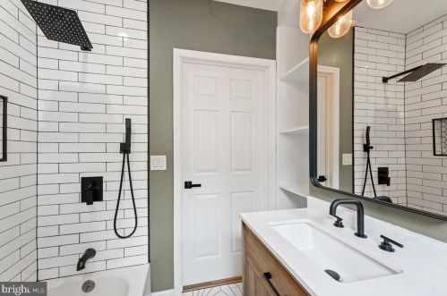 5413 Addison St, Philadelphia PA 19143-1404 exterior