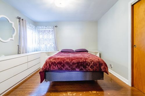 9008 Sacramento, Chicago IL 60805-1332 exterior