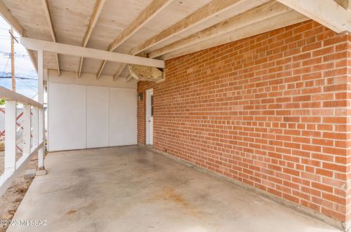 1116 Edgewater Dr, Tucson AZ 85704-2414 exterior