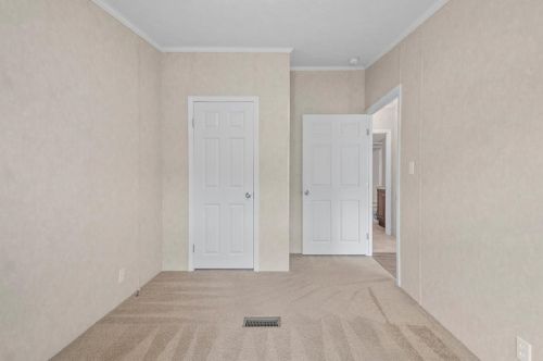 3828 Eliza St, Pittsburgh PA 15122-2033 exterior