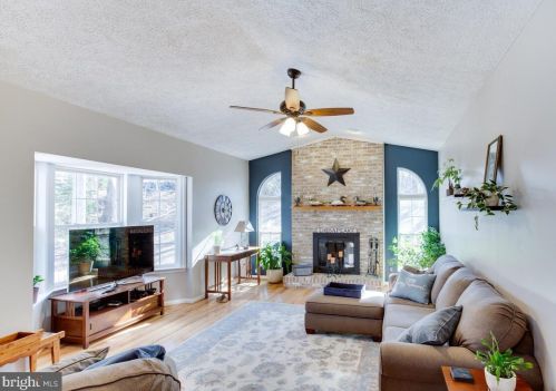 1501 Abbey Ln, Huntingtown MD 20639-2308 exterior