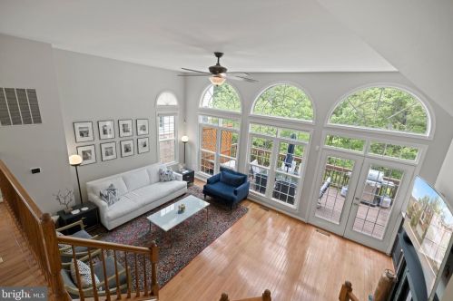 5412 Chieftain Cir, Alexandria VA 22312-2332 exterior