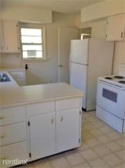 2665 11th St, Kalamazoo MI  49009-2124 exterior