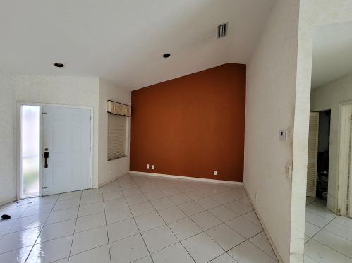 9701 Cherry Blossom Ct, Boynton Beach FL 33437-5435 exterior