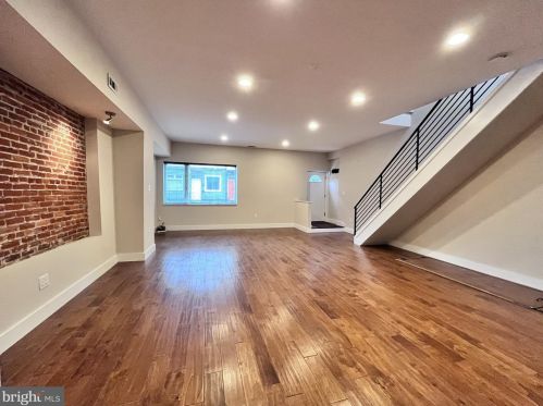 2232 Coral St, Philadelphia PA  19125-1533 exterior