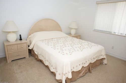 757 93 Ave, Naples FL 34108-2440 exterior