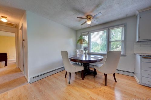 148 Main St, Hartford CT 06111-2434 exterior