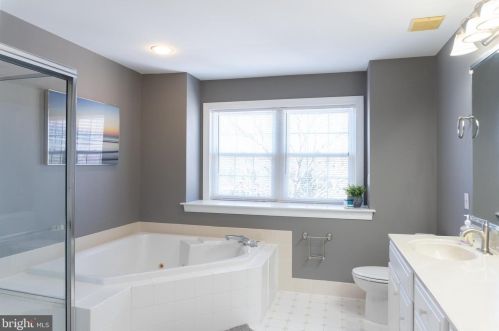 150 Daylesford Blvd, Berwyn PA 19312-2525 exterior