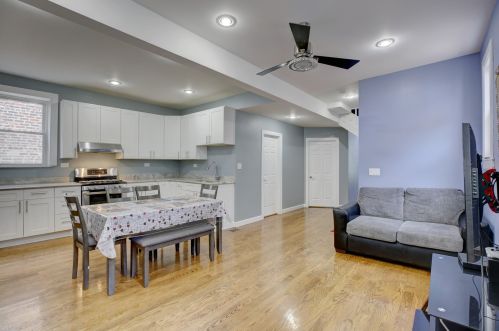 1229 Kildare Ave, Chicago IL 60803-2306 exterior