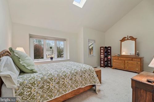 216 Northbrook Dr, Media PA 19063-5124 exterior