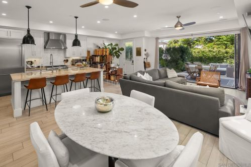 712 Ave, San Diego CA 92118-1716 exterior