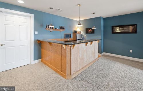 6705 Christmasberry Ct, Middletown MD exterior