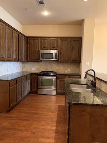 604 Arbol, Irving TX  75039-3210 exterior