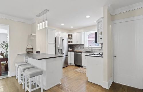 3938 California Ave, Pittsburgh PA  15212-1662 exterior