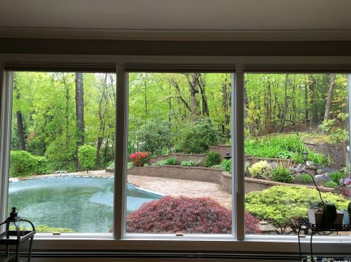 60 Buttonwood Dr, Huntington Station NY 11746-4803 exterior