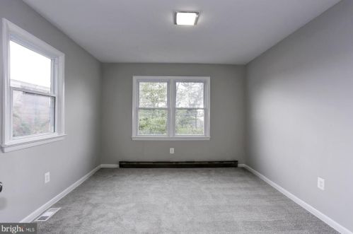 872 Bellevue St, Washington DC 20032-6002 exterior