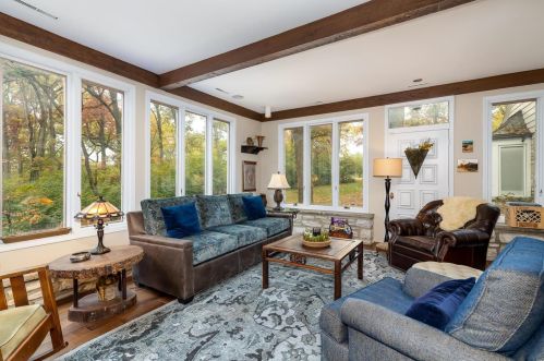 28 Huntleigh Wood, Saint Louis MO 63131-4814 exterior