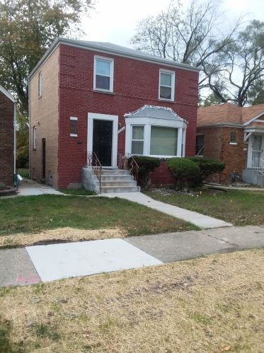 14524 Lowe Ave, Chicago, IL 60827-2626