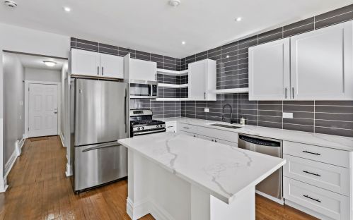 546 111th St, Chicago IL  60628-4046 exterior