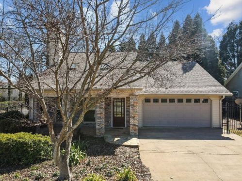 1540 Cambridge Ave, Atlanta, GA 30337-2136