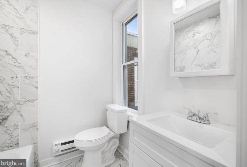 3452 Frankford Ave, Philadelphia PA 19134-2651 exterior