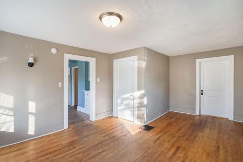 2361 Greenfield Ave, Wyoming MI exterior