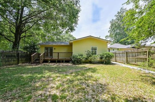 1971 Main St, Atlanta GA 30318-1851 exterior