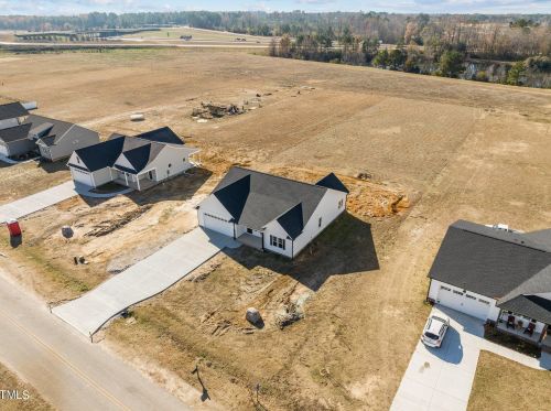 6041 Farmwood Loop, Wilson NC 27896-8010 exterior