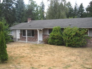 17702 North Rd, Bothell, WA 98012-9135