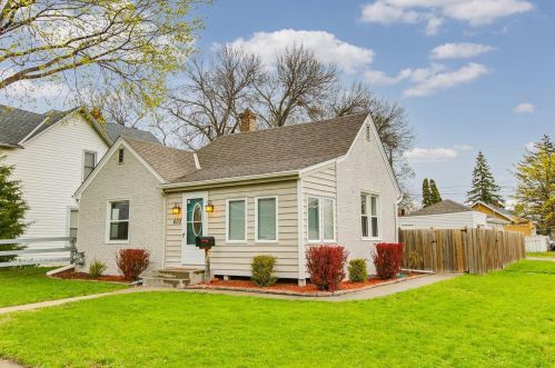 600 13th Ave, South Saint Paul, MN 55075-1626