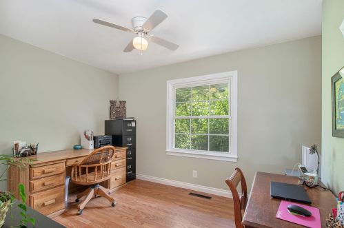 8551 Riverview Dr, Kalamazoo MI 49004-8612 exterior