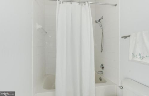 3830 9th St, Arlington VA 22204-1530 exterior