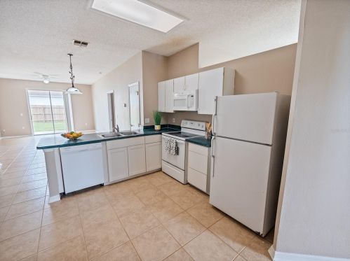 801 Jade Frst Ave, Orlando FL 32828-8133 exterior