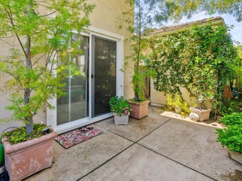 253 Marsalla Dr, Folsom CA 95630-7201 exterior