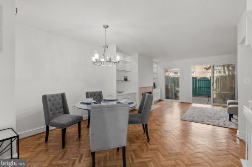 4341 Embassy Park Dr, Washington DC 20016-3607 exterior