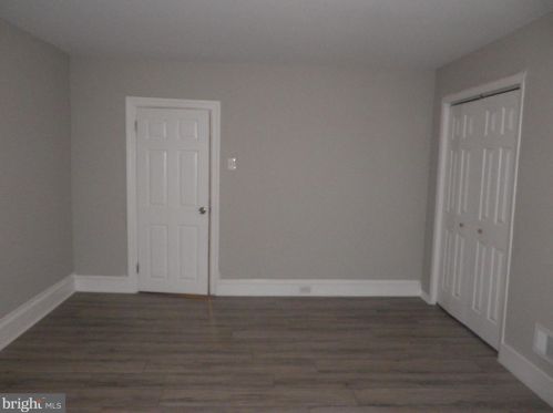 1605 Mount Ephraim Ave, Camden NJ  08104-1634 exterior