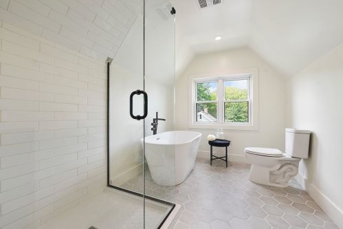 524 Mellon St, Pittsburgh PA 15206-2419 exterior