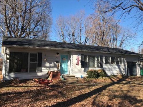 304 Harve St, Springdale, AR 72762-4002