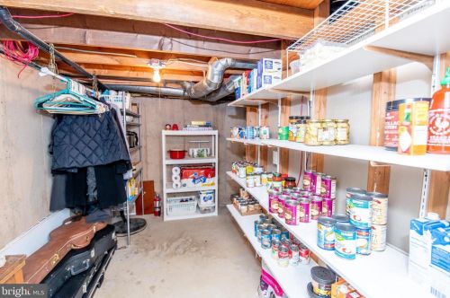 607 Sayre Dr, Princeton NJ 08540-5859 exterior