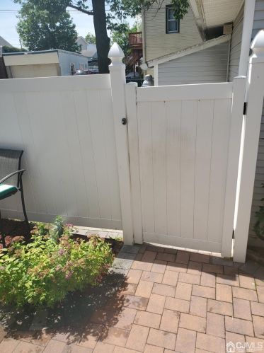 718 Convery Blvd, Perth Amboy NJ 08861-2556 exterior