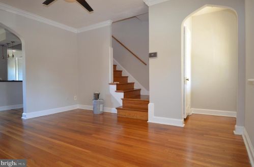 132 Lynhaven Dr, Alexandria VA  22305-3105 exterior